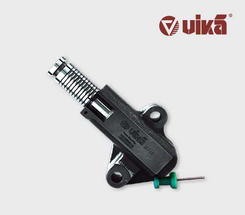 Tensioner