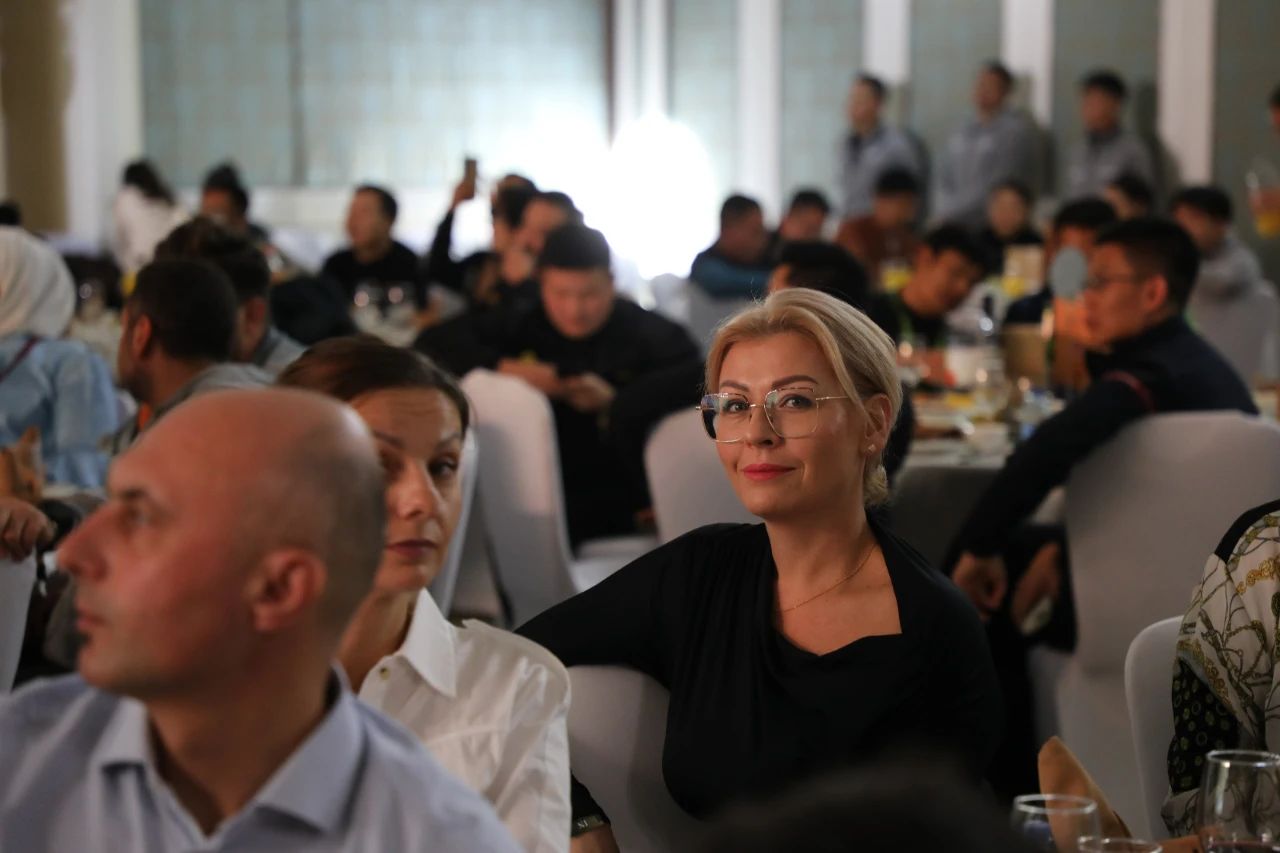 Glory with New Vigor Glory with New Vigor