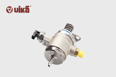 ¿En qué ubicación se encuentra la bomba de alta presión de combustible?